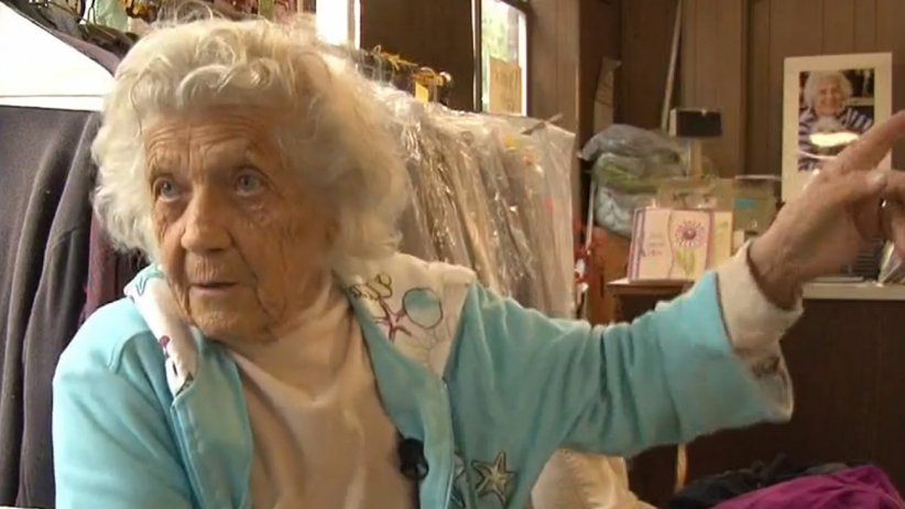 Wow: This 100-Year-Old Woman Works 11-Hour Days and Says She Wouldn't Have It Any Other Way to80.net/qohlF