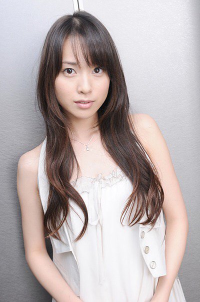 ロングヘアでナチュラルメイクがかわいい戸田恵梨香 あげてけ ロングヘアでナチュラルメイクがかわいい戸田恵梨香 あげてけ