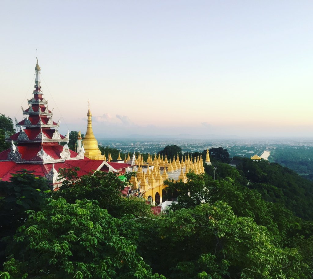 #mandalay #Myanmar #Burma #burmanese #monks #buddha #sunset #mandalayhill #holidays #spiritual #peacful