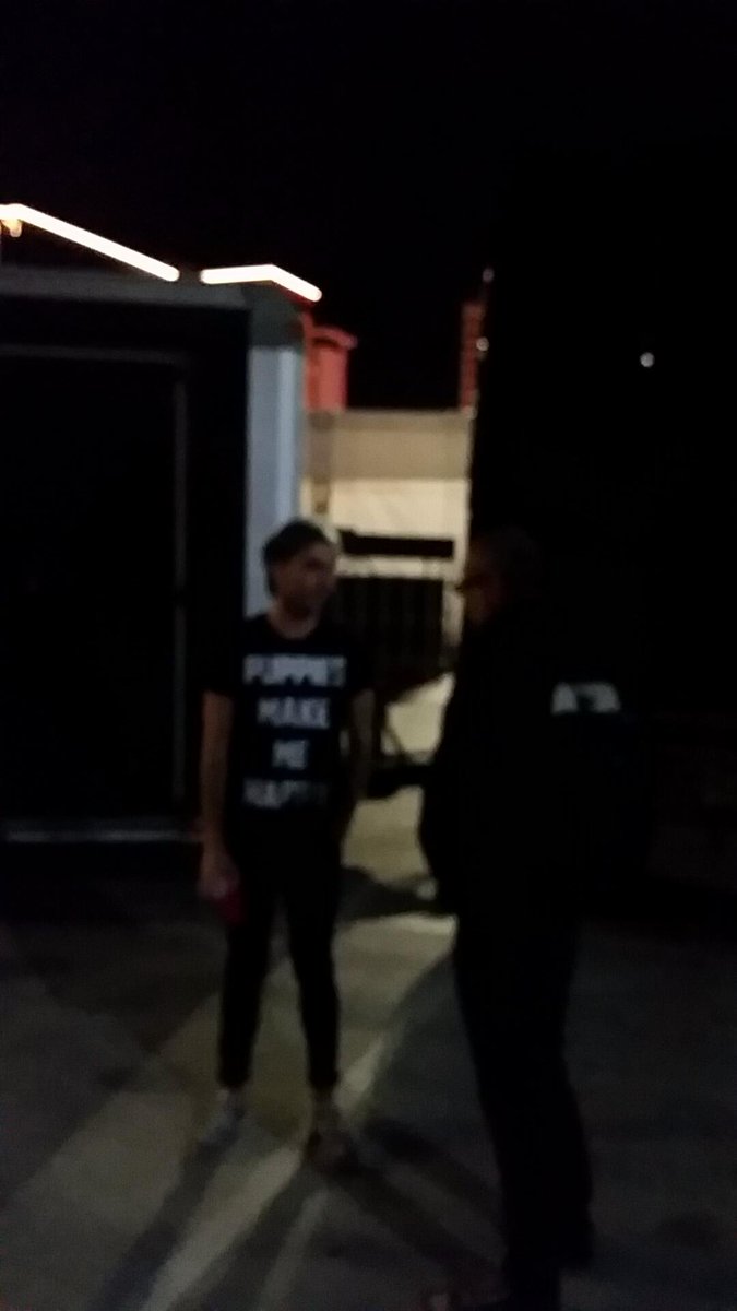 aa400lux's tweet photo. Today was fuckin amazing. Saw my favorite band of all time(All Time Low) and Alex told me he loved me!💕 https://t.co/DNOrFjANUQ
