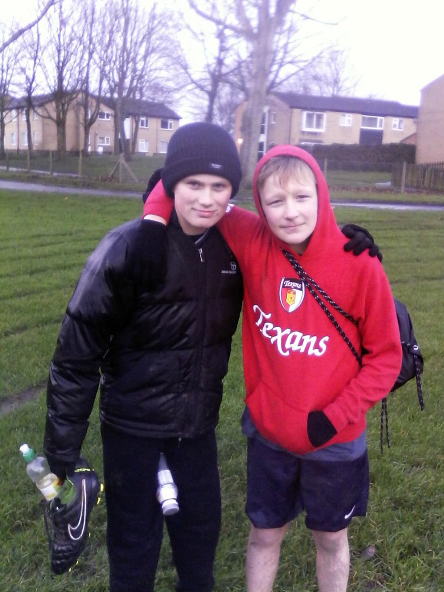 GreenfieldShane's tweet photo. Looking forward to watching these two this morning #Barnsleyacademyvshullcity #proud #topsons #brothers https://t.co/j0Fz986AuY