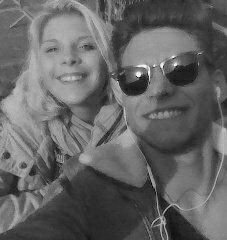 ConstanceMass16's tweet photo. @BensettiRayane Mon chouchou , a cannes tu l'aura ta boite de ferrero 
Je t'aime
#tamadameferrero 
😍😘💘 https://t.co/FMBE0q4cXk
