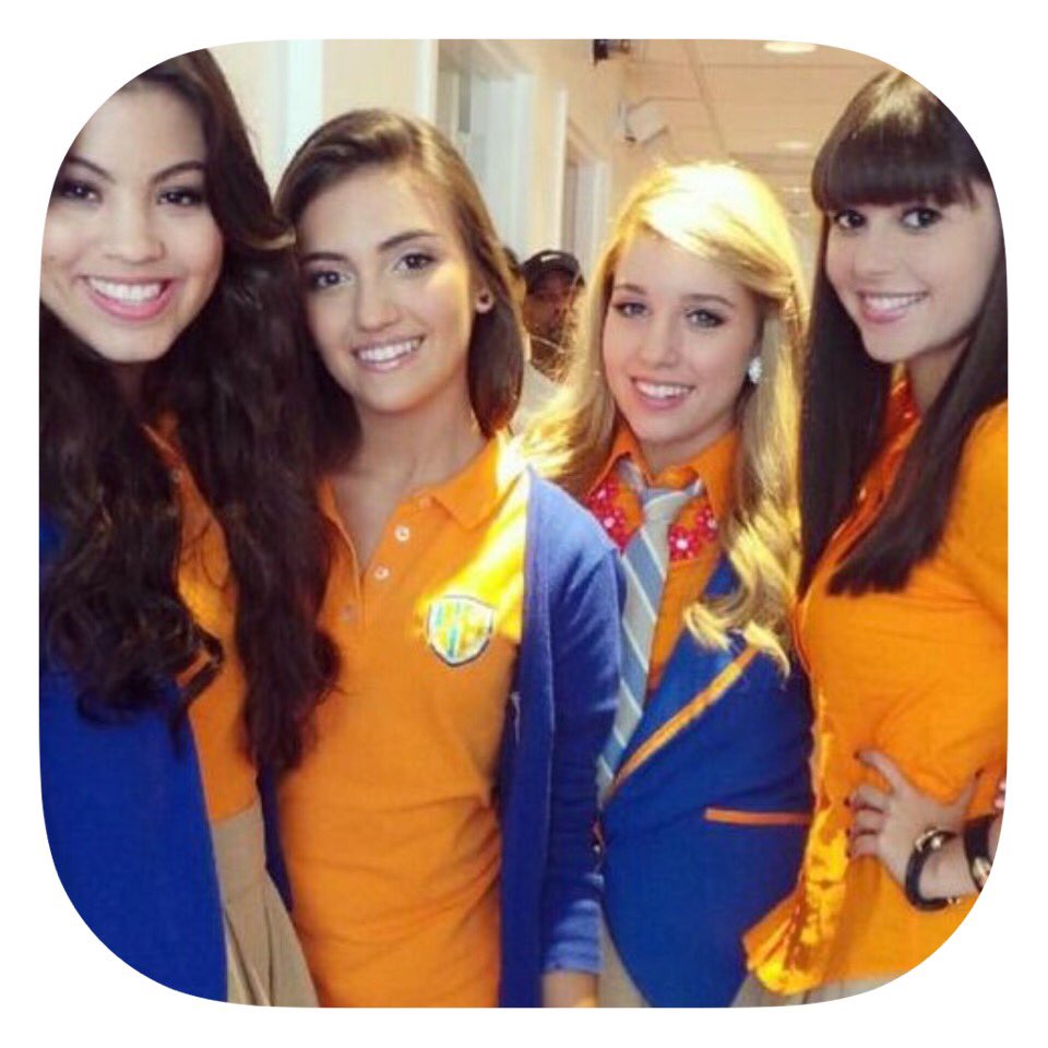 Franchette13's tweet photo. Did anyone watch the very last episode of #EveryWitchWay? @parisstweets @PaolaNAndino @_danielanieves https://t.co/KQzrYtsHbJ