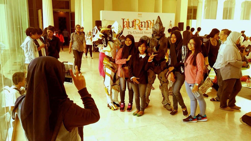 jalurrempah's tweet photo. Foto bareng cosplayers di Jalur Rempah. (Pics by @OmDennis) https://t.co/ITPP0HbB9X