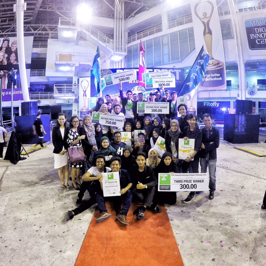 najwaharzani's tweet photo. Definitely gonna miss #FutureIsNow #FutureIsNow27 https://t.co/IYtGEBd5iT