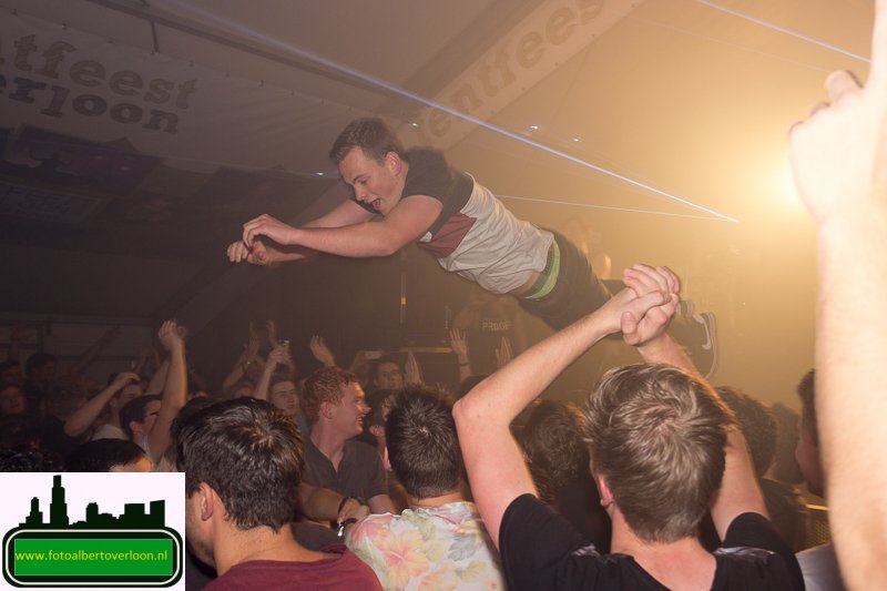 foto's van dag twee van #Tentfeest <a href="/Q5NewStyle/">Q5 New Style</a> #Overloon fotoalbertoverloon.nl/foto-s-2015/te…