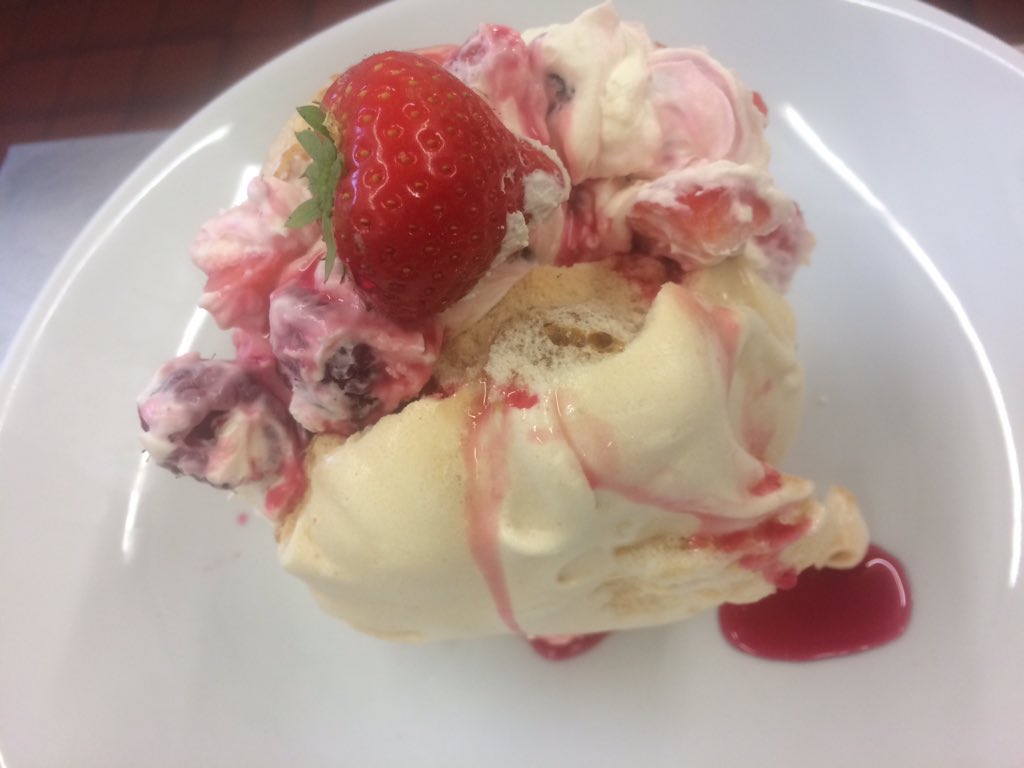 The Bell Inn kennett tweet media