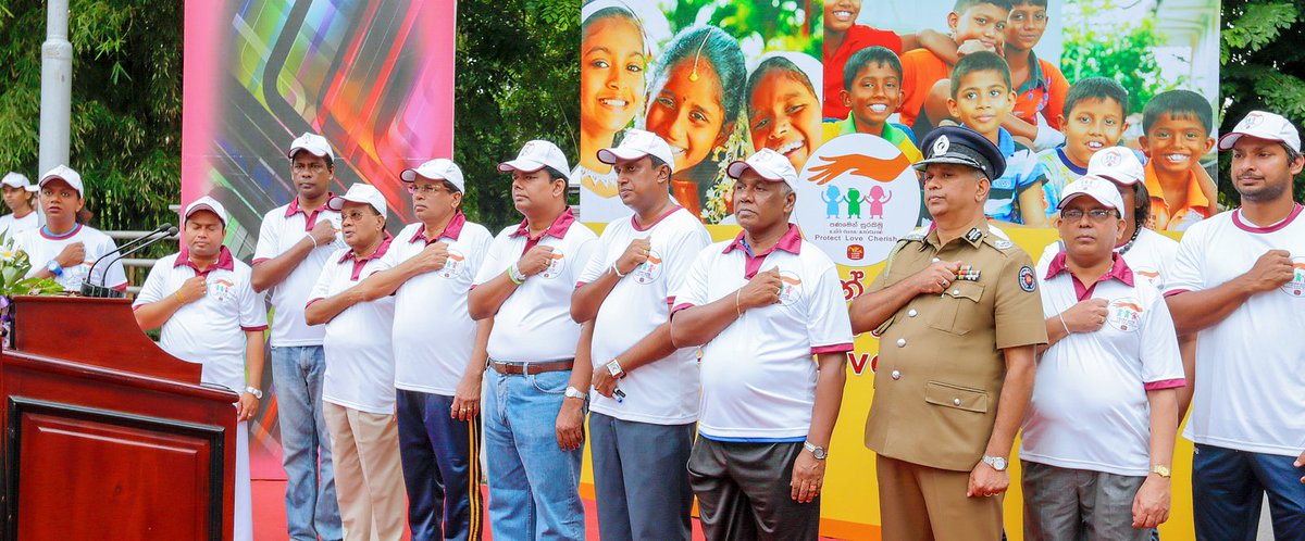 MaithripalaS's tweet photo. At the @PanamenSurakimu walk for child protection with @rupavahinitv, @KumarSanga2 &amp; Hon. Gayantha Karunathilake. https://t.co/MV5rlMic3z
