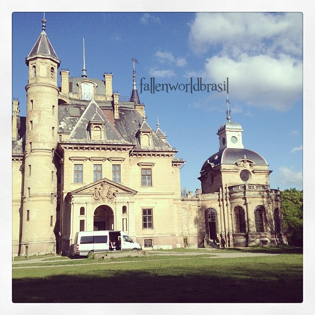 dailyharrisonbr's tweet photo. Fotos do set de "Fallen" via @FallenWorldBR. #HarrisonGilbertson #FallenCast #FallenMovie #LaurenKate #CameronBriel https://t.co/sNrSNDcdTi
