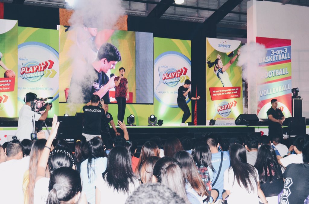PerkinsTwins's tweet photo. Fun time at the #SmartPlayItForward event earlier in Laguna! π https://t.co/dIw9k1I8PZ