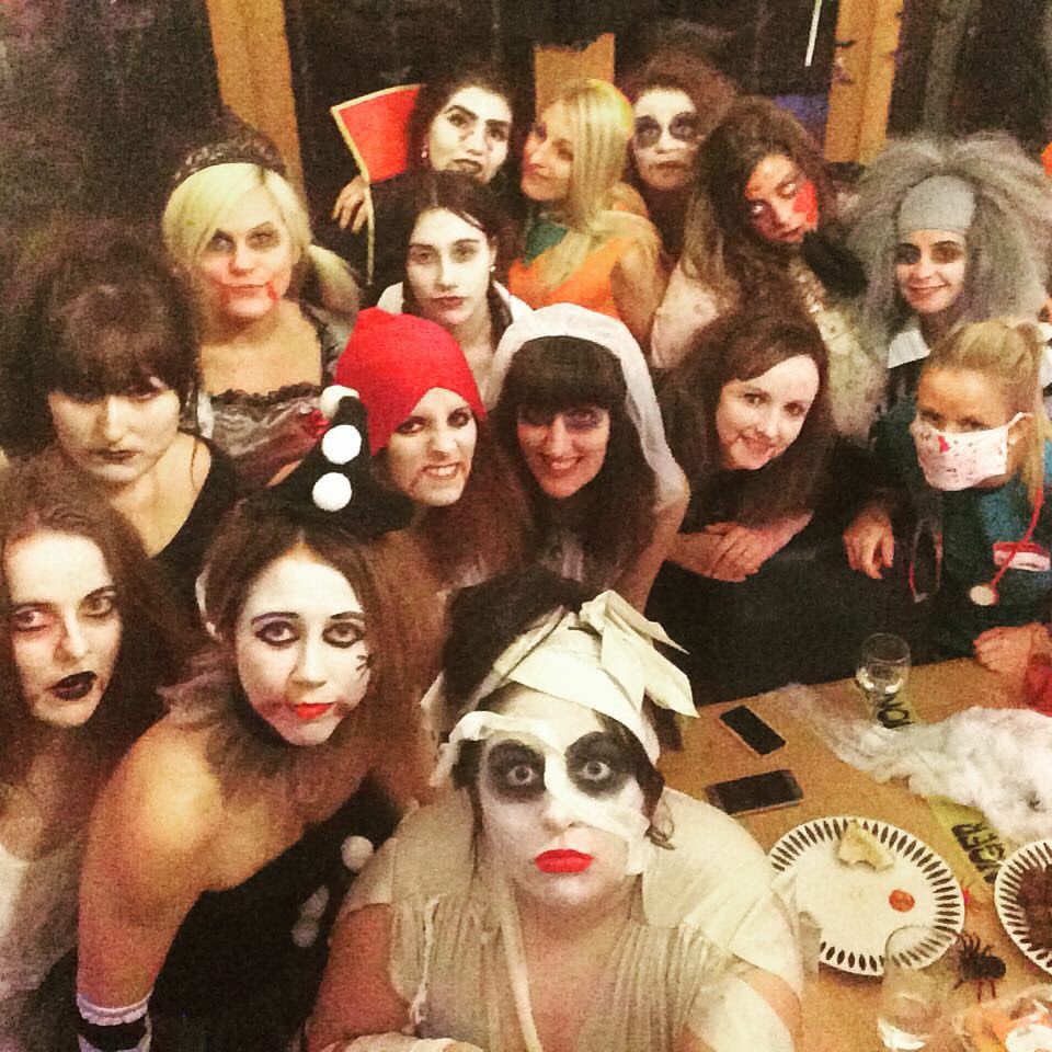 NinaBeth86's tweet photo. #Cottage #Girls #AmazingWeekend ❤️ https://t.co/Me99TV3XDS