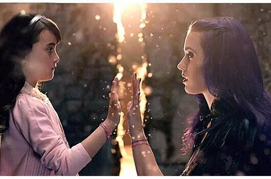 piinkmixer's tweet photo. Imagina o que eu seria sem ela ? 💓🎂👑👏 #HappyBirthdayKatyPerry https://t.co/lW1Gp1J7VQ