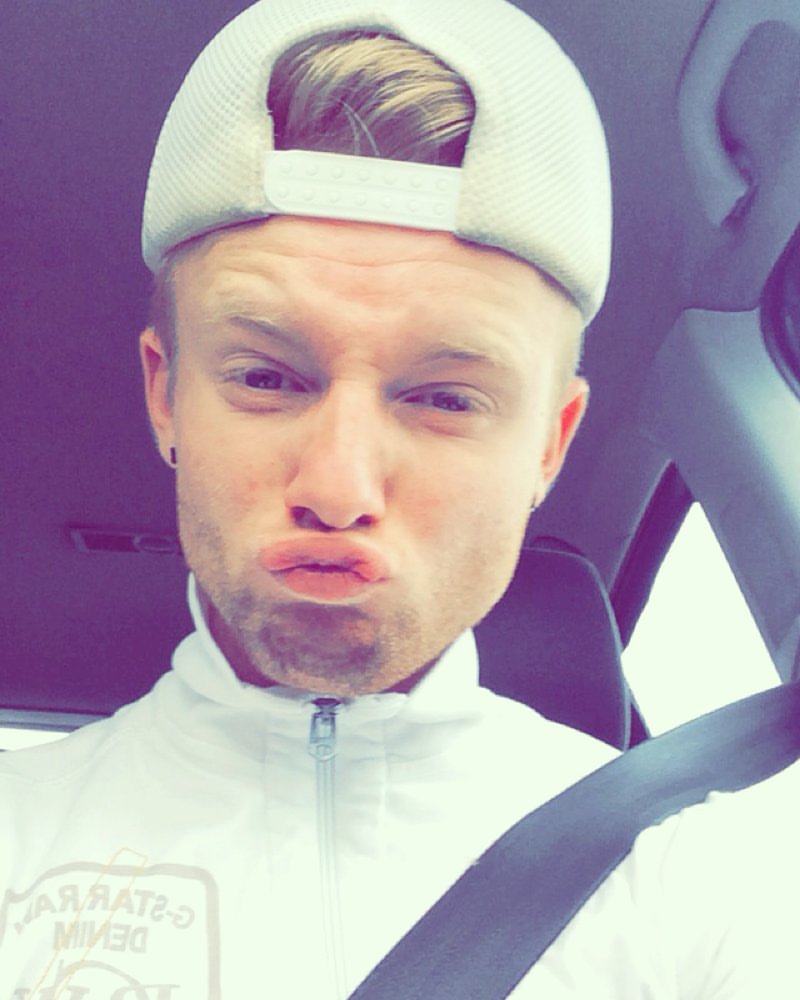 The_HaZaarD's tweet photo. #PP #Folitude #Gamos #AllerLesBleues https://t.co/zWLlKXazRb