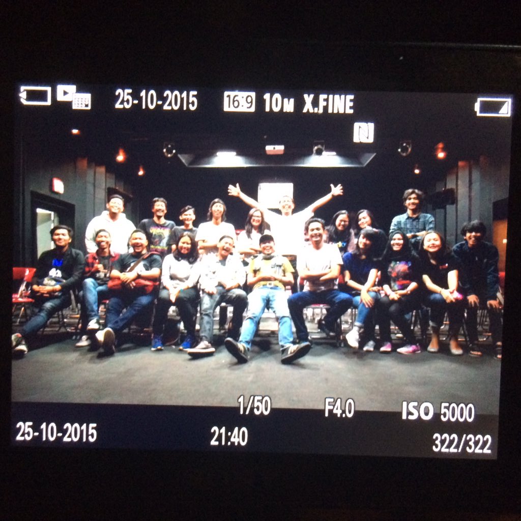 Closing moment, layar alternatif #kolektifsimamat . See u again.