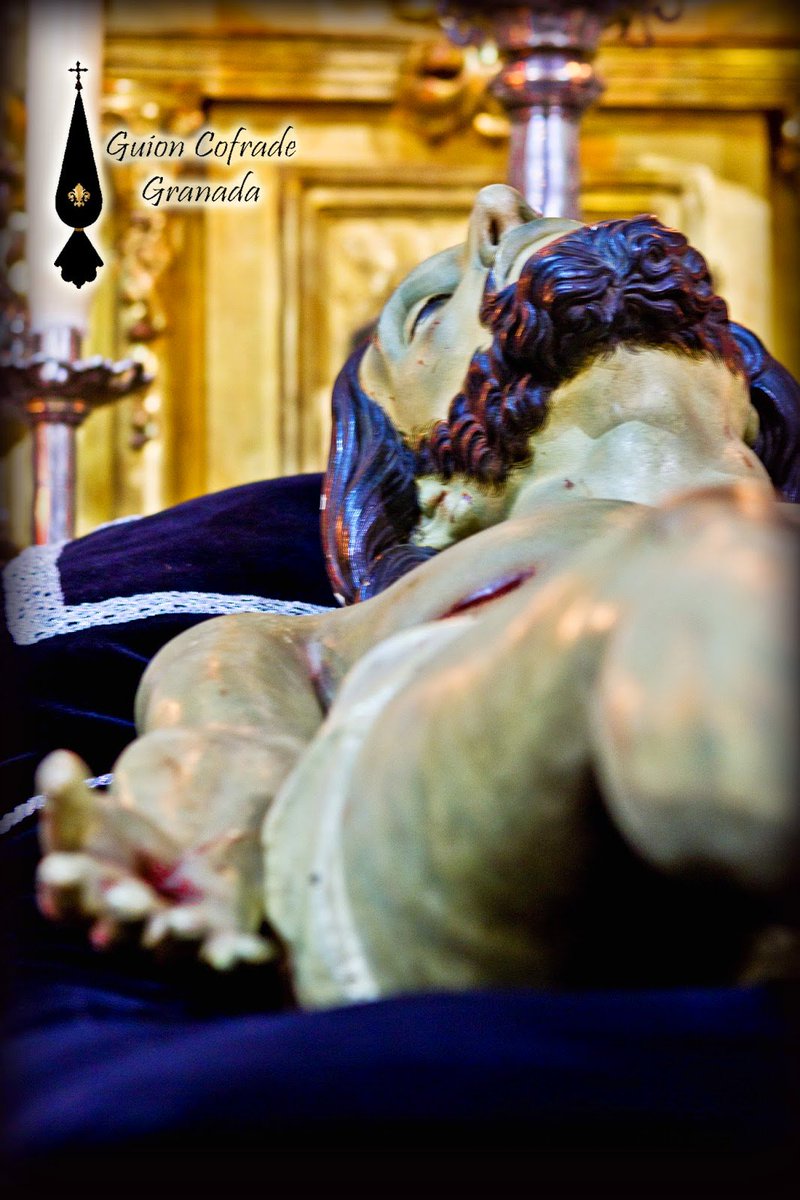 GuionCofradefot's tweet photo. Depositado en el Sepulcro 

@SepulcoySoledad @SantoSepulcroGR @SextetoSoledad https://t.co/ATKMLOoDze