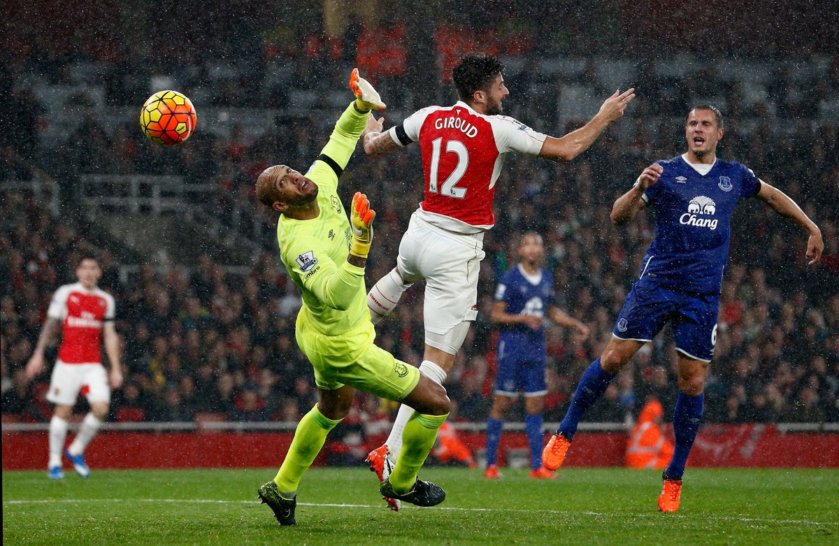 ChampionsLeague's tweet photo. .@Arsenal star @MesutOzil1088 now has seven @premierleague assists this season - more than any other player. #UCL https://t.co/RI0SjcZVSn