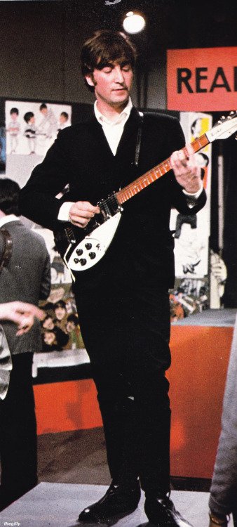 BeatlesSpain's tweet photo. Día 25: Frase favorita sobre John. ¿Cuál es la vuestra? #JLChallenge https://t.co/mLZRFYeYfw