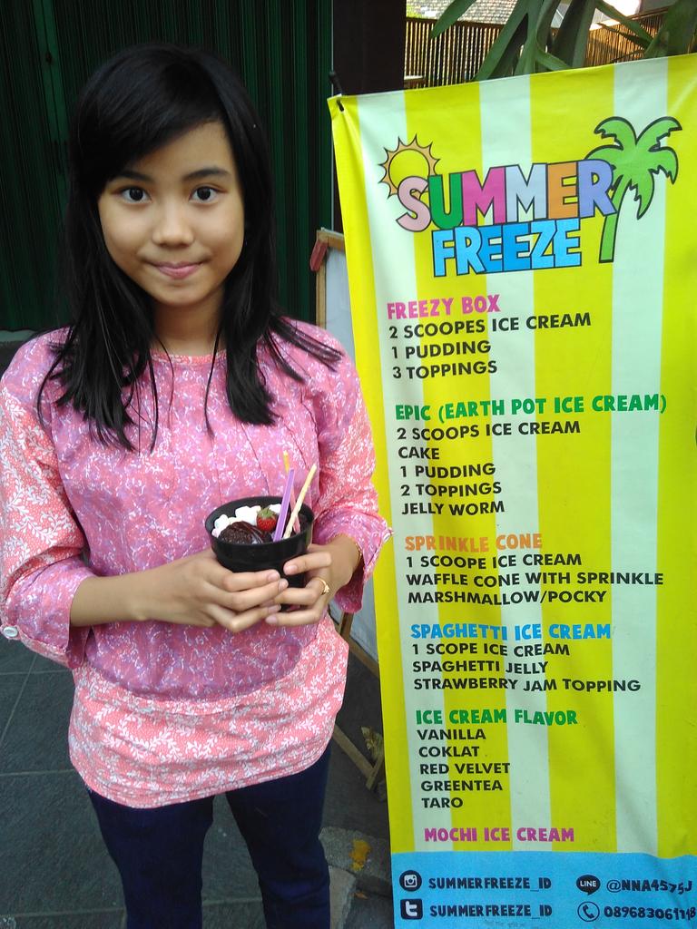 mochooey's tweet photo. Hari ini kita udh closed. Yg mau mampir ditunggu besok di Jl. Kliningan no 9 sebrang SMKN 4 #poticecreambandung https://t.co/1lgy9Qx6Rn