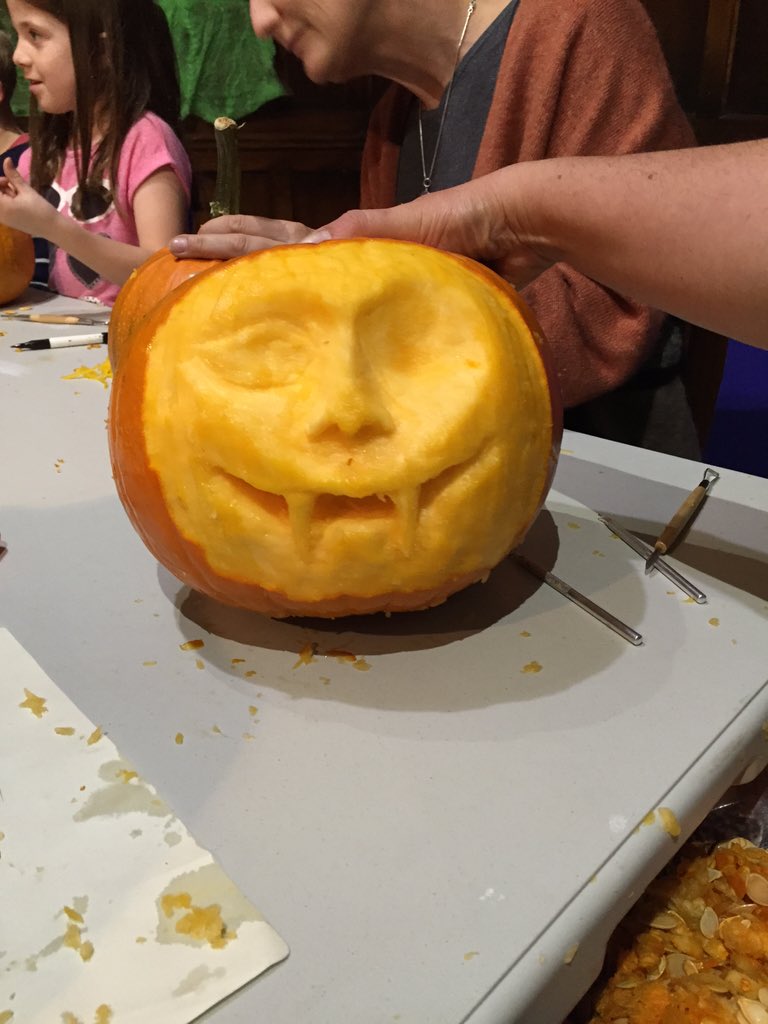 marthanddaisys's tweet photo. Fab pumpkin workshop yesterday @marthanddaisys .. https://t.co/XMV47zmaFV