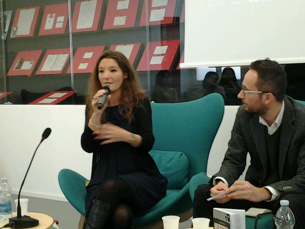 paola_dgp's tweet photo. @matteobra ed Elisabetta Migliavada Fare l'editor è soprattutto ascolto #BMC15 @garzantilibri #EditoriaUnicatt https://t.co/xTP99a88R8