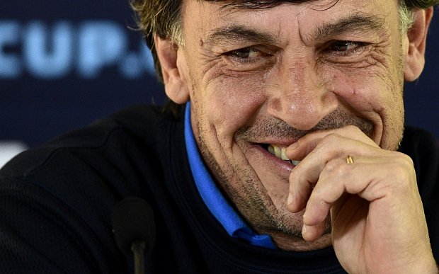 TelegraphRugby's tweet photo. Australia will not take a 'false step’ against us, warns Argentina coach Daniel Hourcade https://t.co/yUiPXIg0jT https://t.co/A0dgJnkzMx