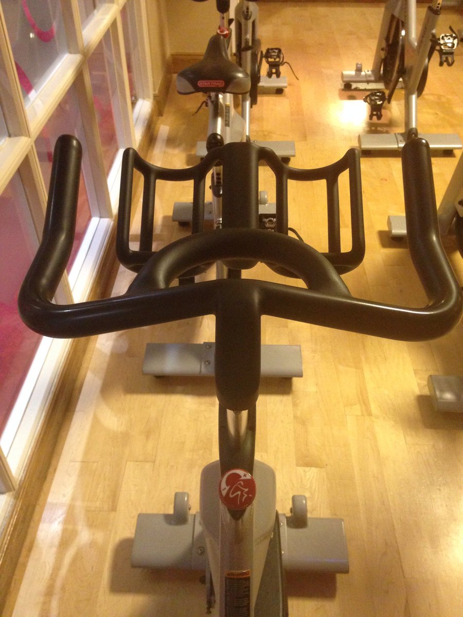 slkinninmonth's tweet photo. #spinning #fitness #gym #sundaycardio #cardio #waitingtostart (@ The Gym @ Marriott Hotel) https://t.co/6MrRS8Sp9P https://t.co/njyfYunO0v