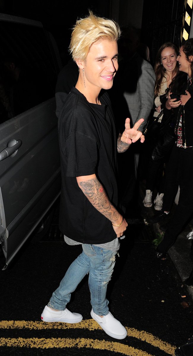 secutebelieber's tweet image. RT to vote

#EMABiggestFansJustinBieber