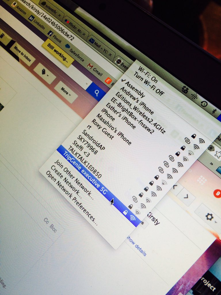 designmeworld's tweet photo. Stuff is getting real #3DSEDIN  @tripgenieworld #exec #wifi https://t.co/8Fpt1ie2nD
