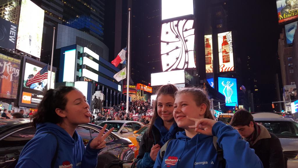 WhitworthUSA15's tweet photo. Times Square fun!!! https://t.co/NPxkBRrJI2
