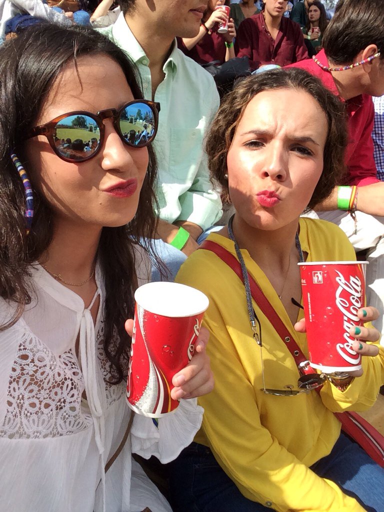 Larinaaa's tweet photo. Capeaa 🐂🍻🍷💗 https://t.co/8Irg3DeIZR