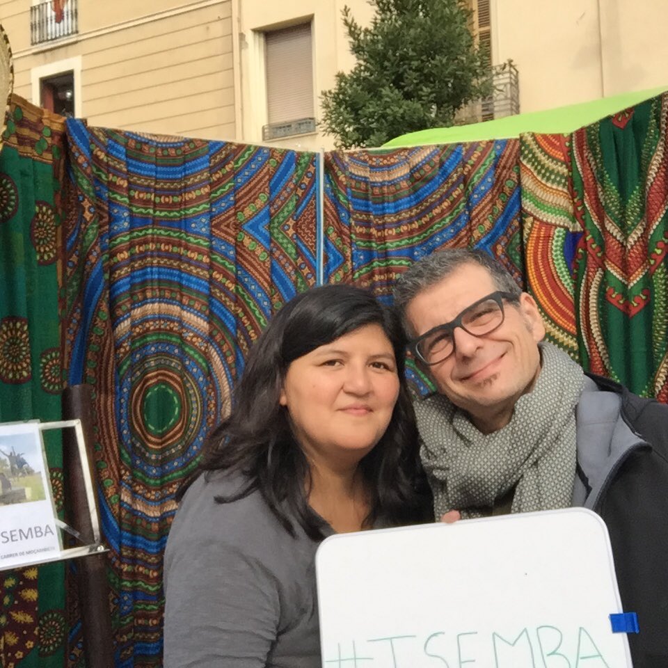 fundaciomain's tweet photo. #TSEMBA #MESCLAT La festa dels valors vina i fes-te un #SELFIE @fundaciomain @FundacioIDeA @fundacioeveho #Hlayiseka https://t.co/wQxoovUq82