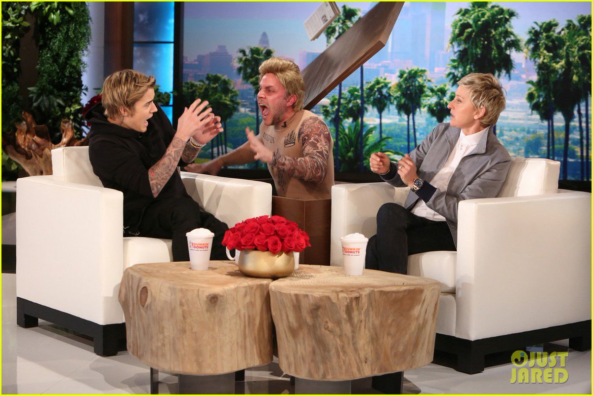 secutebelieber's tweet image. this was so funny

#EMABiggestFansJustinBieber