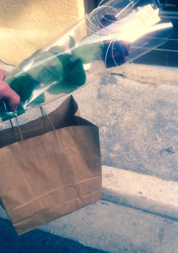 Brunchmeup's tweet photo. Ce weekend, nos clients étaient amoureux #ideecadeau 
 #wishlist #AixEnProvence #breakfast #petitsbonheurs # https://t.co/mgzcJkYDhq