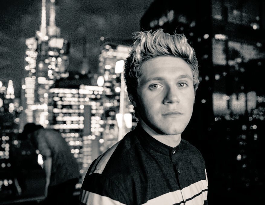 STYLATORARMY's tweet photo. Retweet for Niall #EMABiggestFans1D https://t.co/DFuMemLTx9