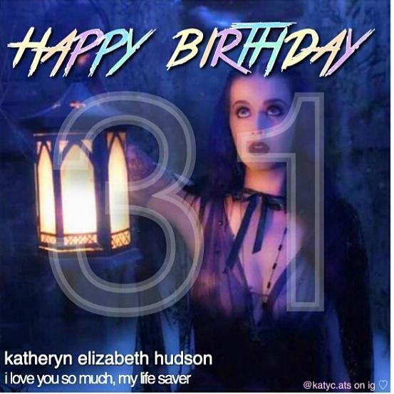 katyvenezuela1's tweet photo. Queen of world and music pop #katyperryTNT #happybirthdaykatyperry #hbkatyperry #happydaykatyperry https://t.co/QWogdiBd5M