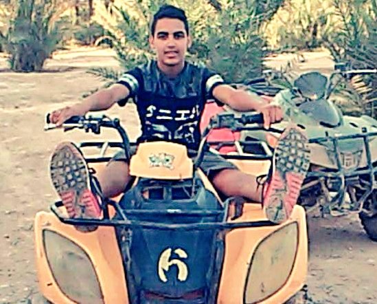 Daoudari1999's tweet photo. On ma dit taf a Lecole mai mon école ces la rue 😈👌 https://t.co/n8m6eKhDyG