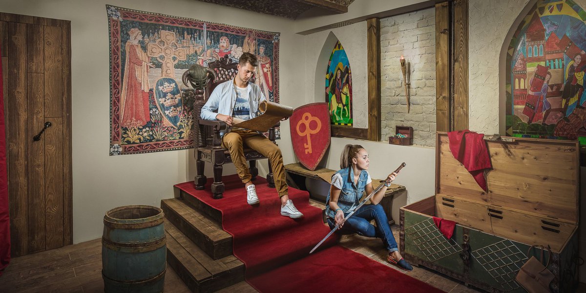 Замок гоуска квест. Замок франкенштейна квест красноярск. Замок гоуска квест. Квест средневековый замок. Квесты в калуге.