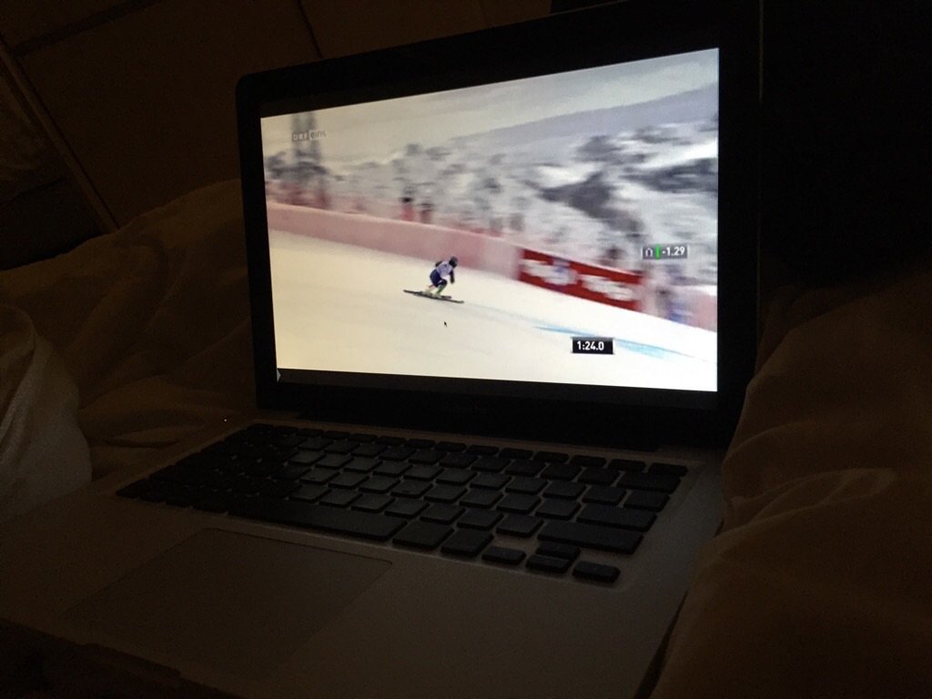 ChristineWolf89's tweet photo. Watching the ski race in sölden here in India with @IsabelleBoineau and @melaniemaetzler :) #goAUT #HWIO15 @LETgolf https://t.co/dChRvAqXSN