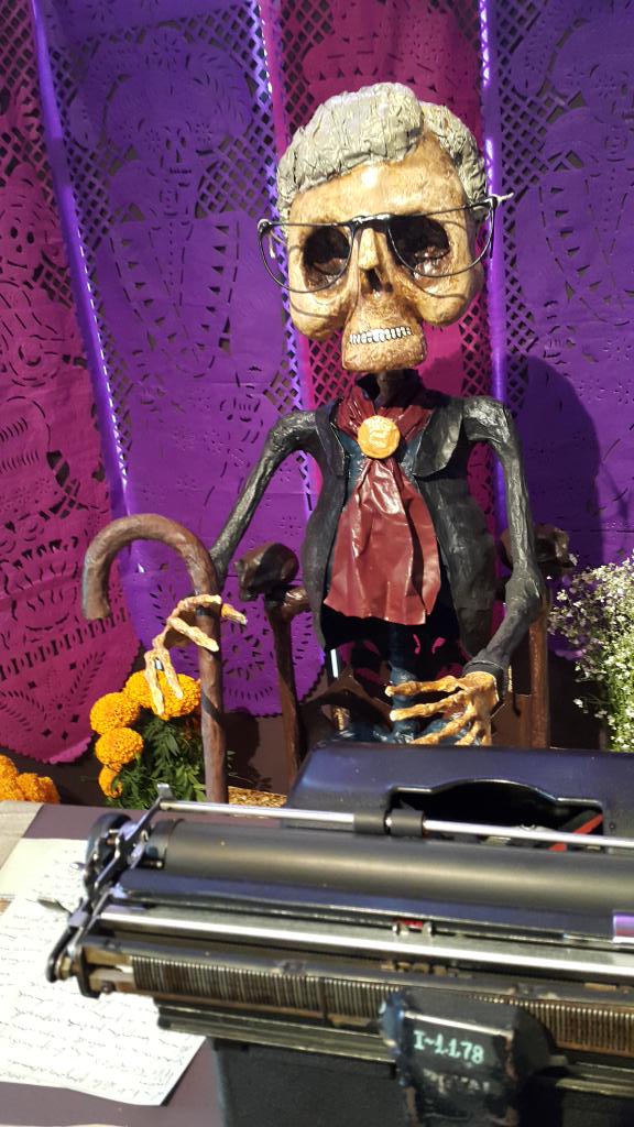 A_mirandam's tweet photo. #DomingoDeArte #DomingoEnFamilia y recorrer #AltarDeMuertos @SanAngelMX  https://t.co/2d3pOj9gof
@Conaculta https://t.co/Acyxh6mFKE