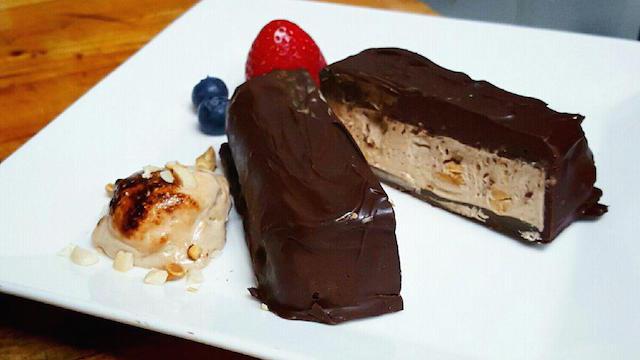 Zagat's tweet photo. From @ZagatBoston: the grown-up way to get your Halloween candy https://t.co/C2vbXbaiMR https://t.co/tBh3dIyG60