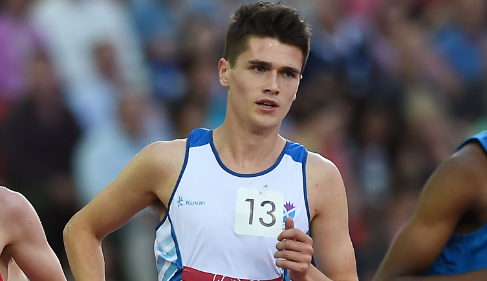 BBCSportScot's tweet photo. Not bad for a first attempt - Callum Hawkins beats Olympic qualifying mark on marathon debut
https://t.co/gcwLW3YrTo https://t.co/GNxQQxYuKO