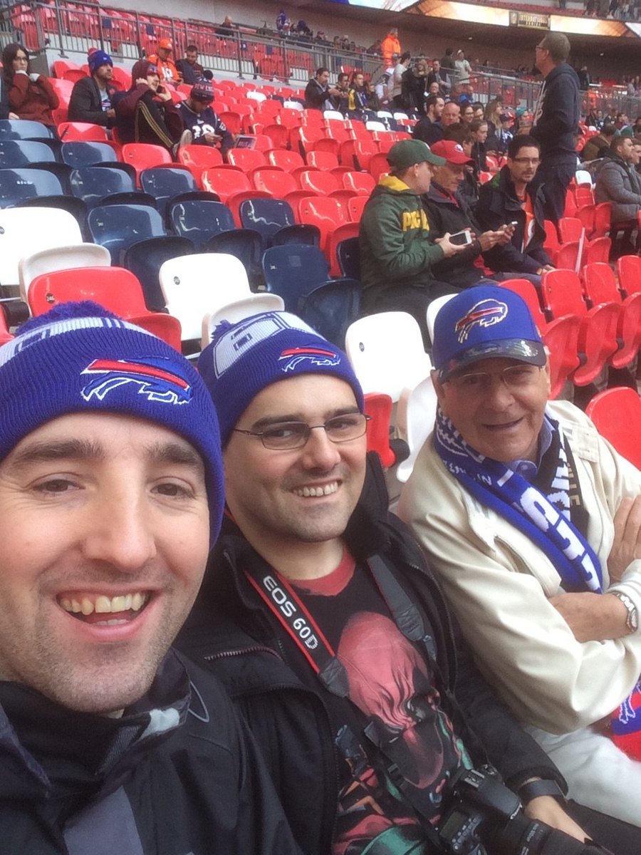 axlebolt's tweet photo. Go Bills #nfluk https://t.co/vM4pFtqTxQ