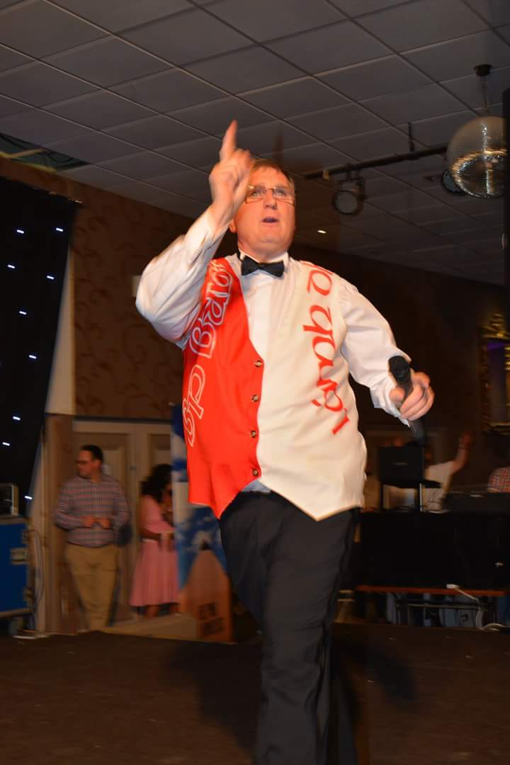 lamhdheargclg's tweet photo. The great man was in his element last night, apparently @ONeills1918 are inundated with requests for the waistcoat! https://t.co/Q32HlW1RPA