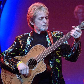 Happy Birthday Jon Anderson, my favourite Yes singer 71 years young, psyched to see him next month with Ponty! 