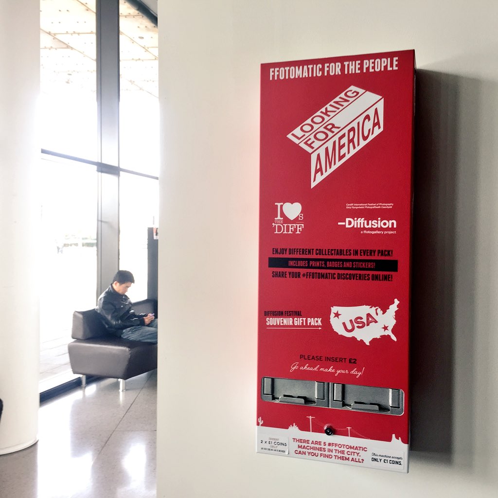 ILovesTheDiff's tweet photo. Bay wandering - checking out @_Diffusion in @theCentre, complete with #ffotomatic vending machine. #diffusion2015 https://t.co/KZnq7If9sl