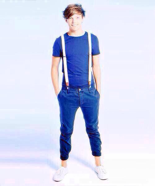 blackpants16H's tweet photo. WHO THE GAVE THIS PERSON THE PERMISSION TO DO THIS. I HATE EVERY SINGLE ONE OF YOU #Vote1DForEMA #EMABiggestFans1D https://t.co/Fub6I6jieg