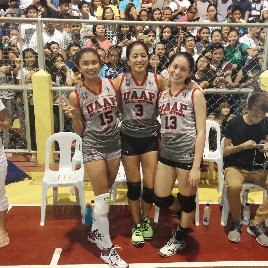 FilleisFly's tweet photo. Missed playing with you guys! @gretchenho @denniselazaro 😘💙 #obf #reunion #thunders #fillecametoplayinTarlac https://t.co/w7YvvVkDOC