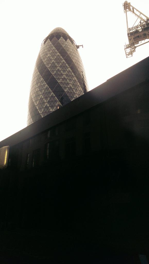LatanaPhoung's tweet photo. Performing at the Gherkin. Last show @PopupOperaUK #excitingview #pinkchampagne. I am going to miss everyone. https://t.co/SRjEV0tgc3