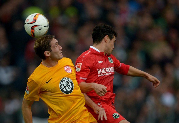 BILD_Sport's tweet photo. BILD-Reporter Krebs: Der große Druck ist zurück in Hannover #h96 #bildvideo
https://t.co/kZrwX0KUAI https://t.co/Fi8GnVSvIQ