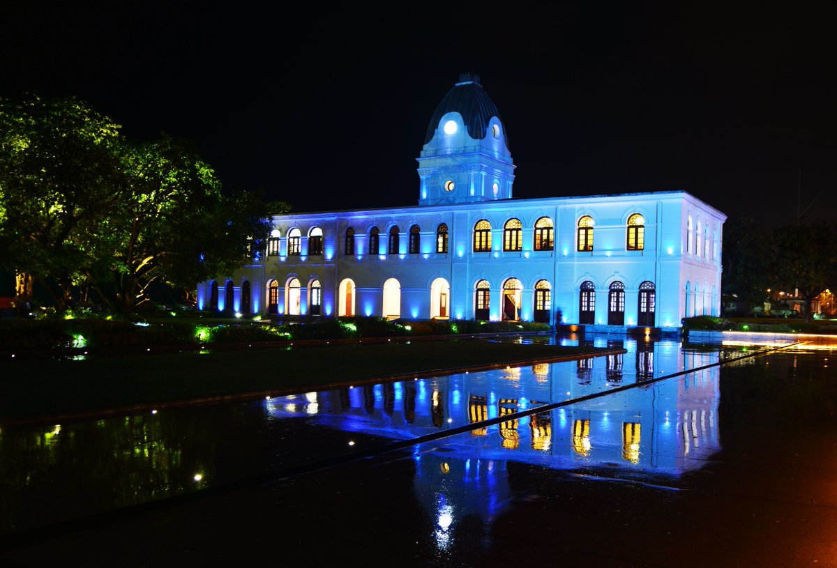 UNSriLanka's tweet photo. Arcade Independence Square was also turned #UNBlue to celebrate #UN70! See more global pics: https://t.co/r4EW87XrtJ https://t.co/GOGBhLv0AC